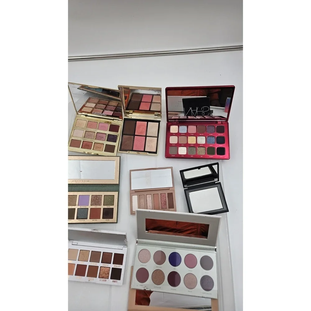 Eyeshadow large set